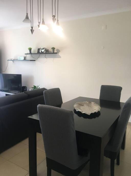 Apartamento 3 Bedroom With Pool In