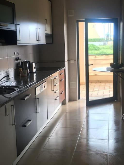 3 Bedroom With Pool In Apartamento Lagos