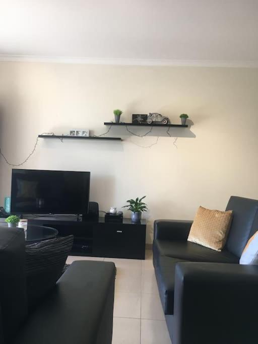 3 Bedroom With Pool In Lagos